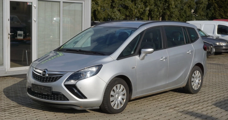 Opel Zafira cena 35500 przebieg: 152000, rok produkcji 2014 z Czerniejewo małe 497